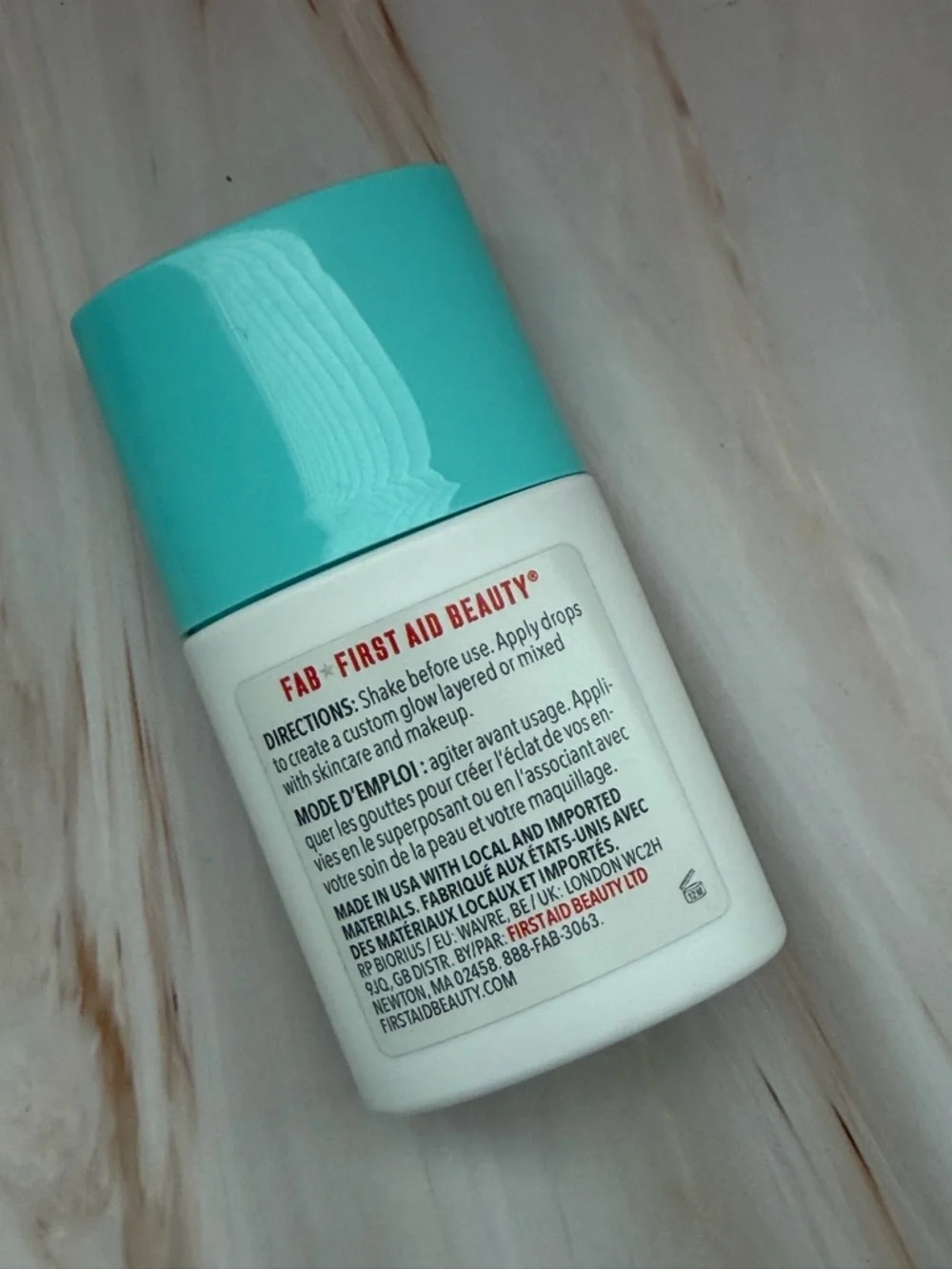 First Aid Beauty Bronze + Glow Drops - Picture 2 of 2